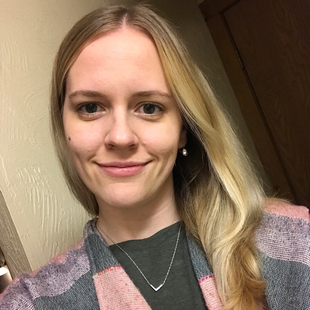 Meet your Posher, Dana